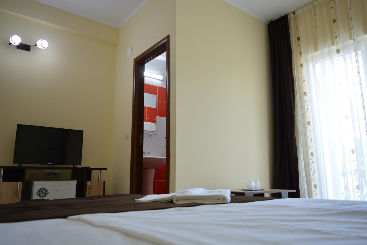 Hotel MareMar Eforie Nord Buitenkant foto